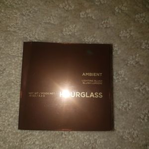 Hourglass Ambient Lighting Blush